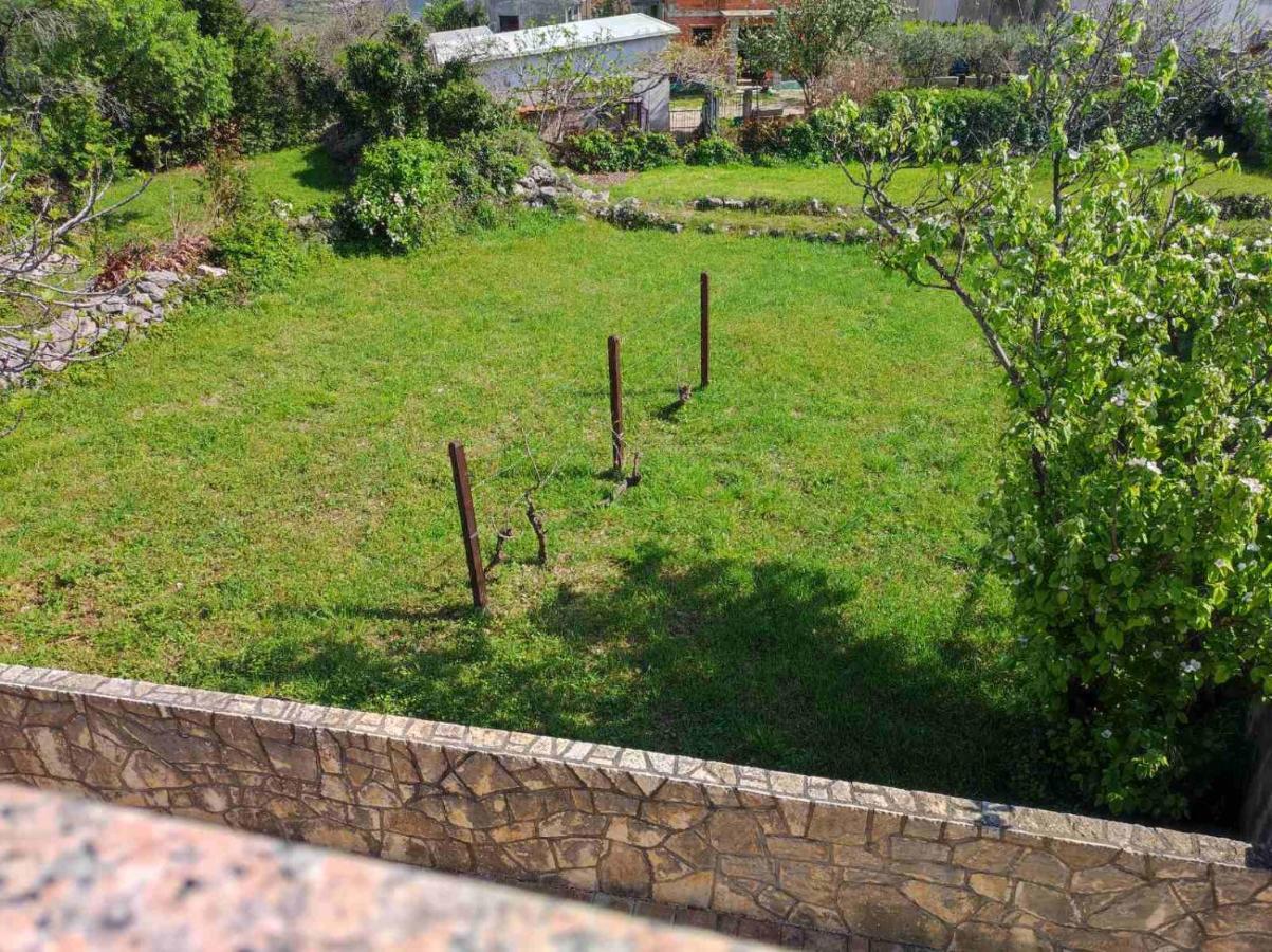 Lavanda Apartment Крк Екстер'єр фото