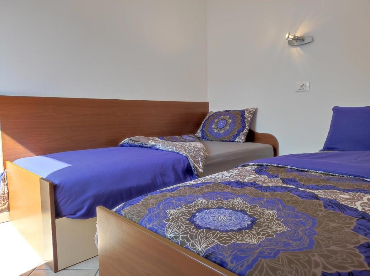 Lavanda Apartment Крк Екстер'єр фото